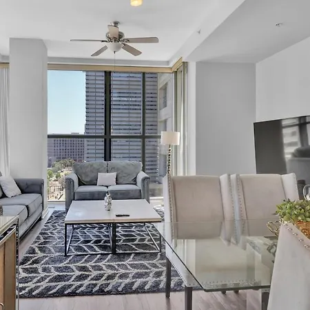 Gaslamp 2 Bed Penthouse Petco Park Convention Ctr Apartment
